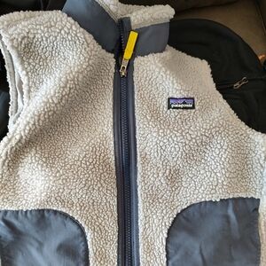 Boys Patagonia vest